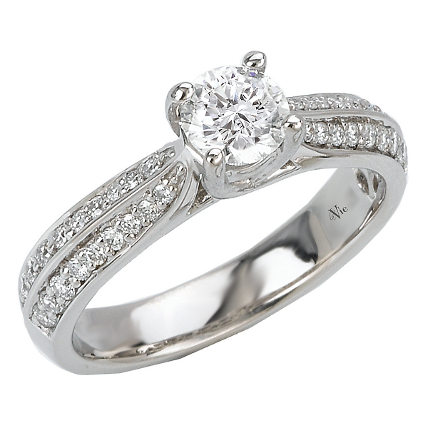 Classic  Diamond Ring