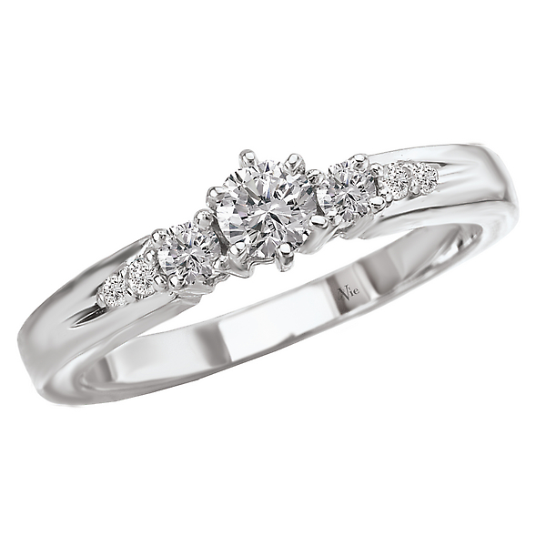 3-Stone Complete Diamond Ring