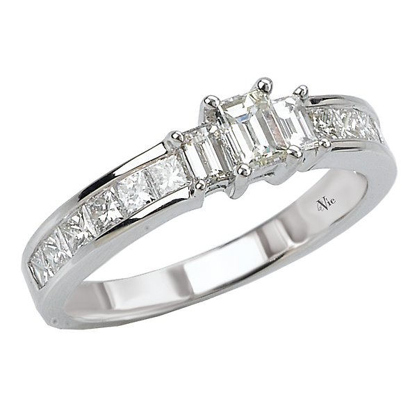 3-Stone Diamond Ring