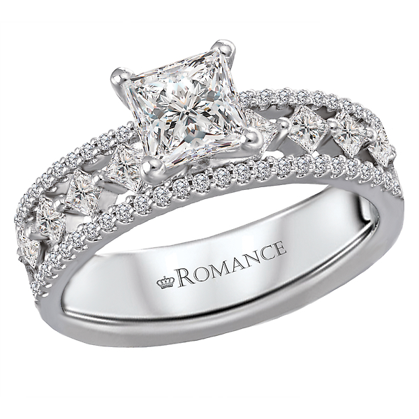 Classic Semi-Mount Diamond Ring