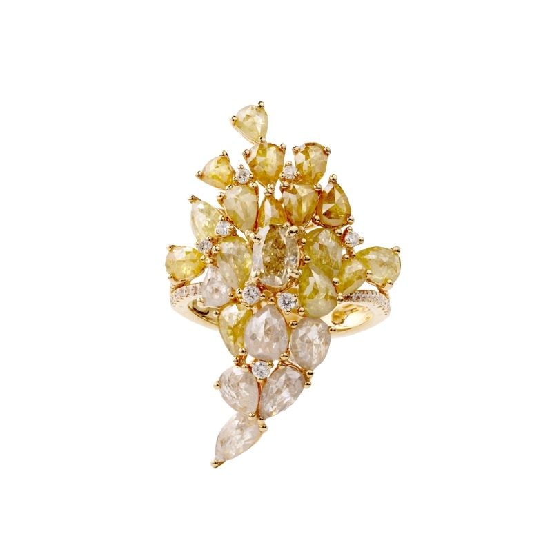 Laurenti 18k Yellow Gold Fancy Cocktail Ring Mixed color Diamonds. 
