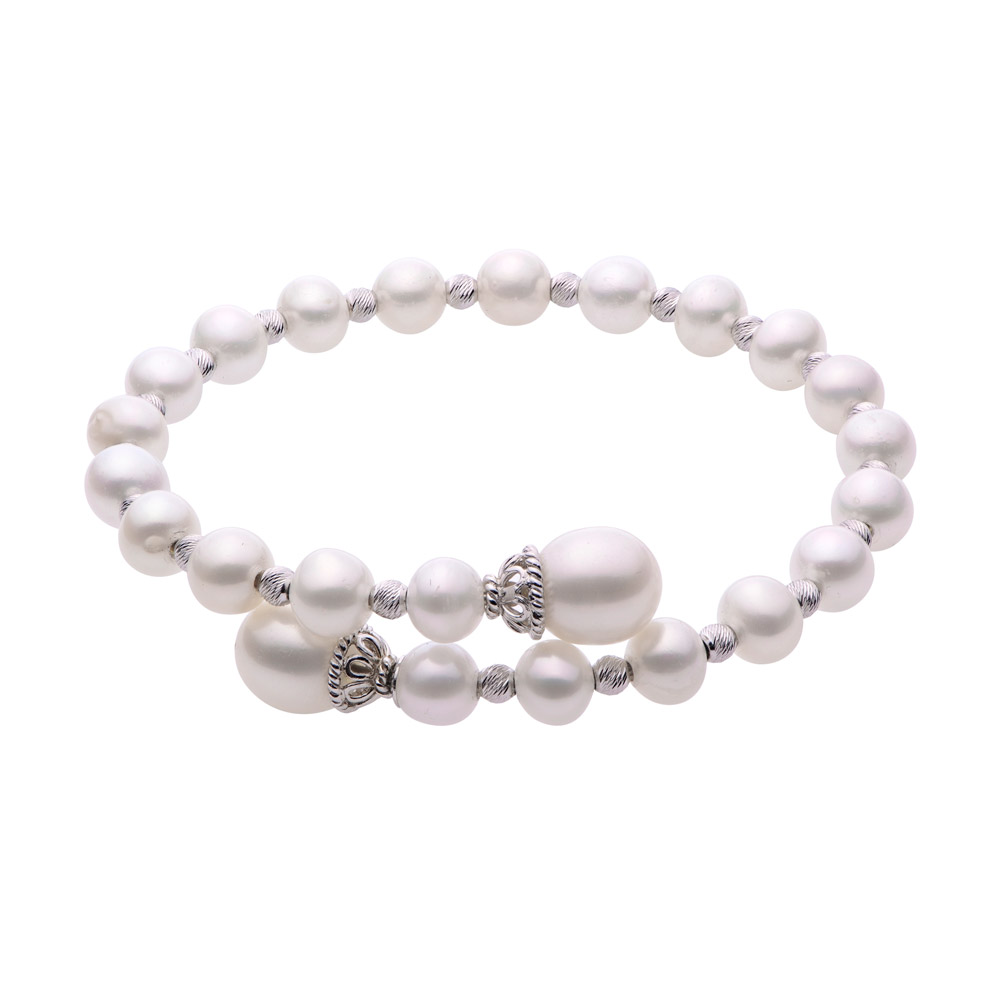 Fresh Water Pearl and Silver Diamond Cut Beaded Bangle