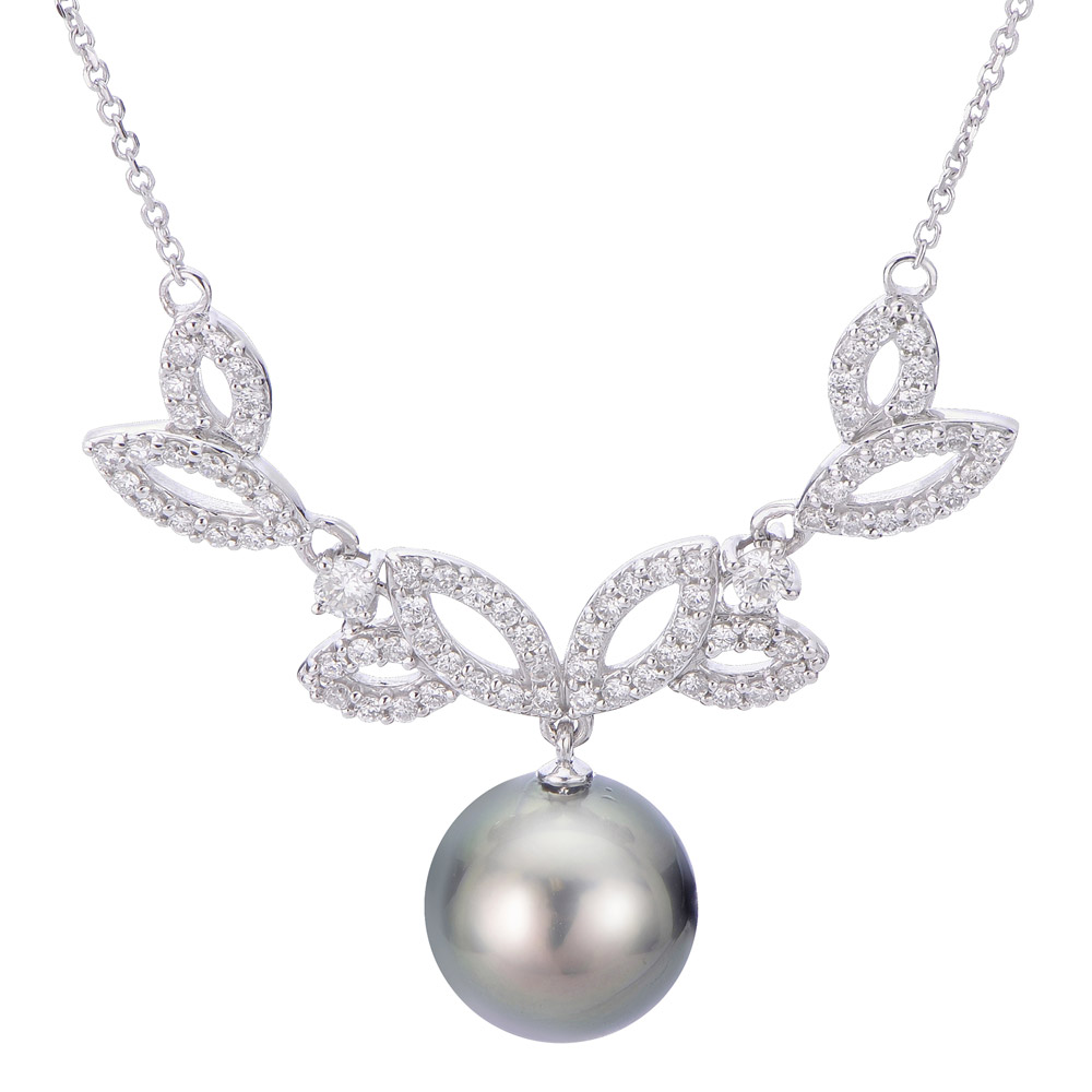 Black Pearl and Diamond Fashion Necklace