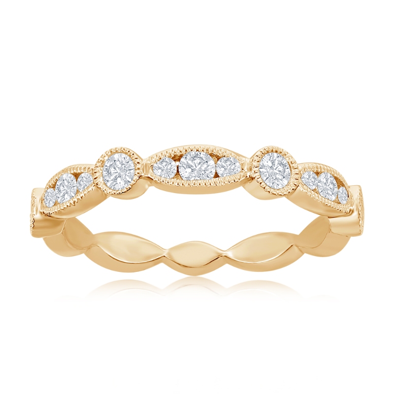 14K Yellow Gold Scalloped Diamond Band