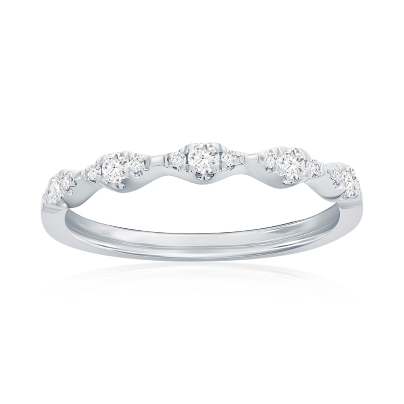 14K White Gold Graduated Diamond Band