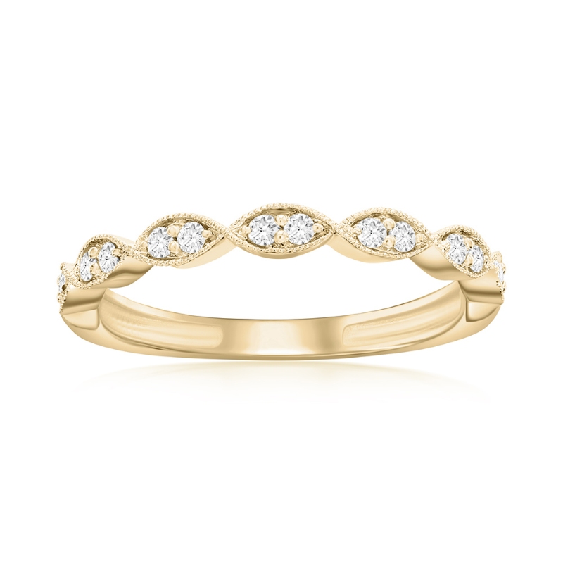 14K Yellow Gold Scalloped Diamond Band