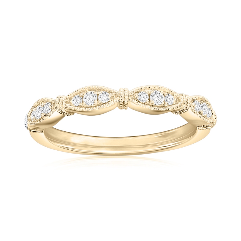 14K Yellow Gold Scalloped Diamond Band