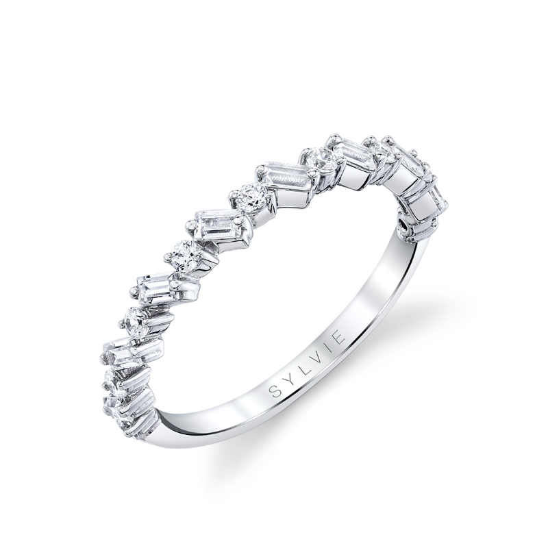 Baguette and Round Slanted Diamond Wedding Band
