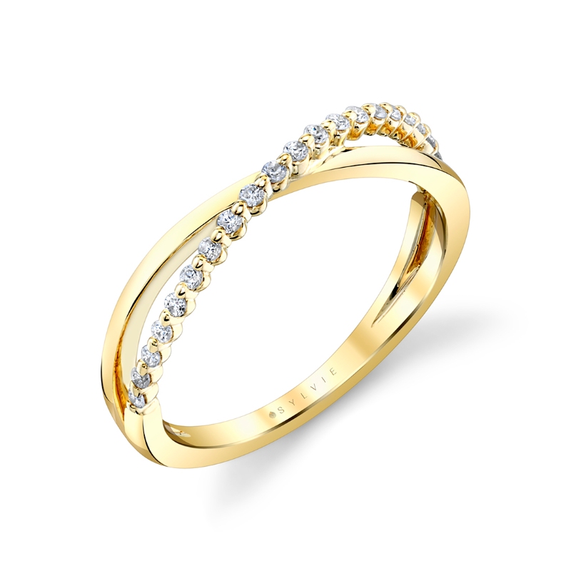 Round Diamond Crossover Wedding Band