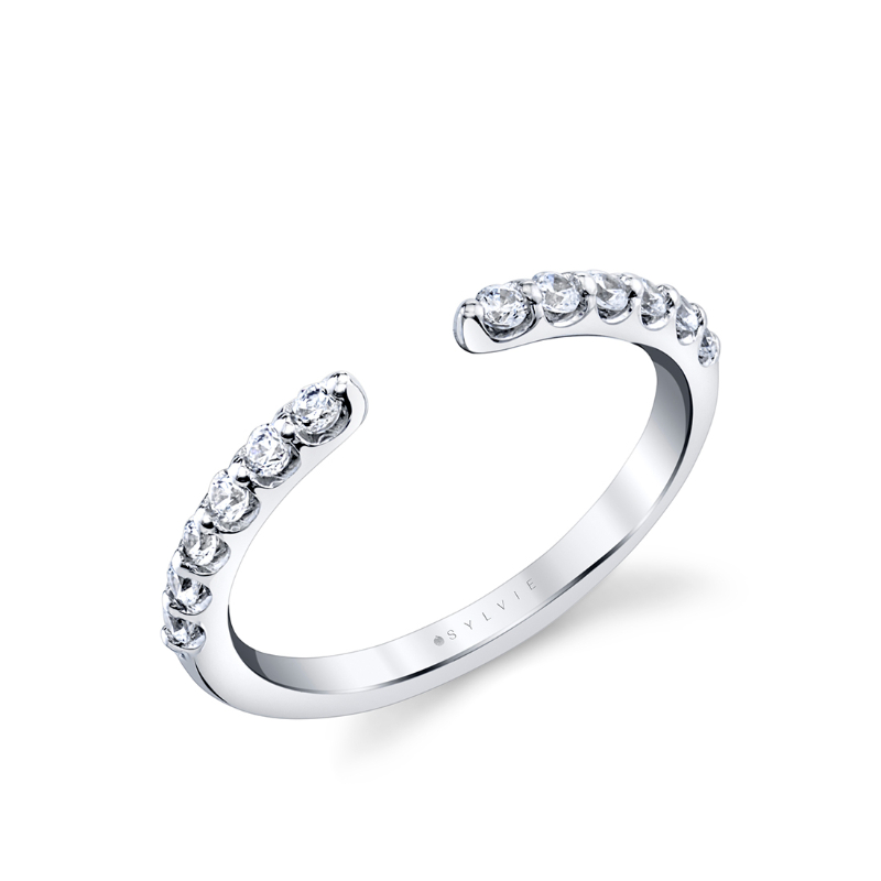Classic Modern Open Wedding Band