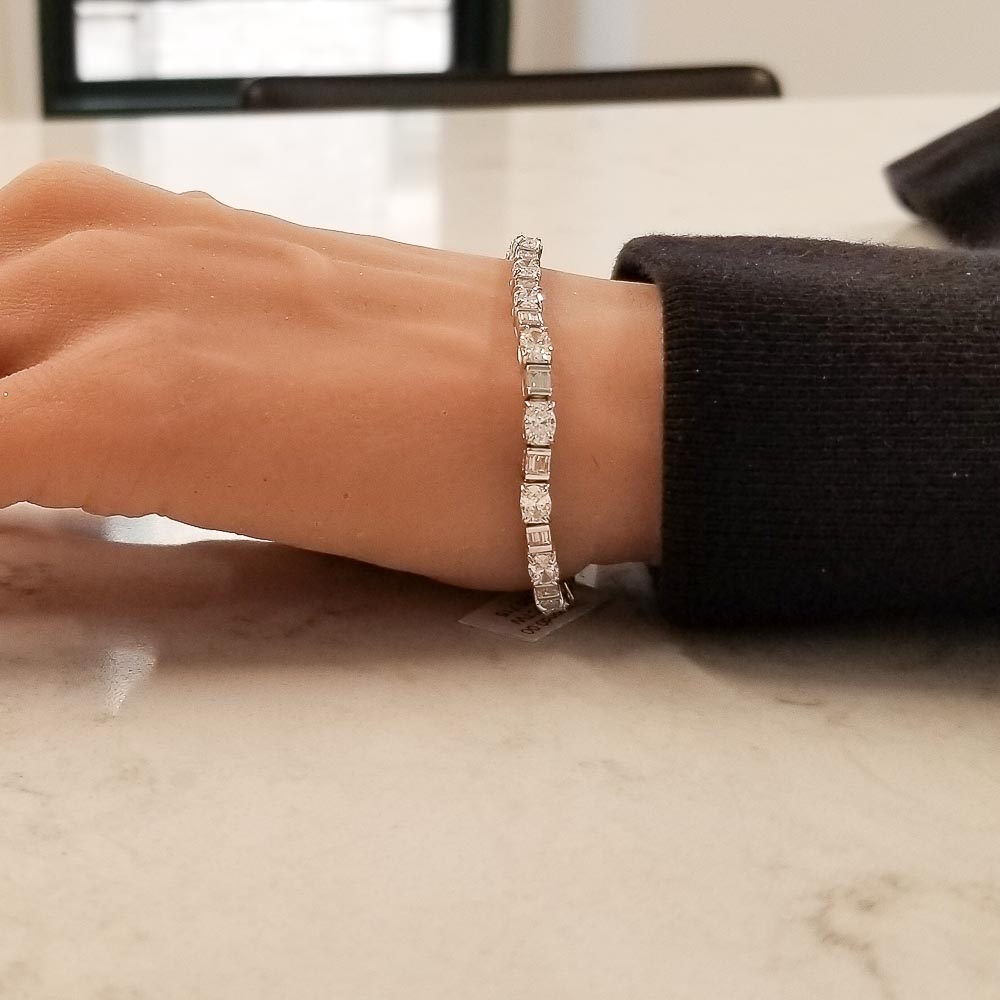 18K White Gold Diamond Gemstone Bracelet
