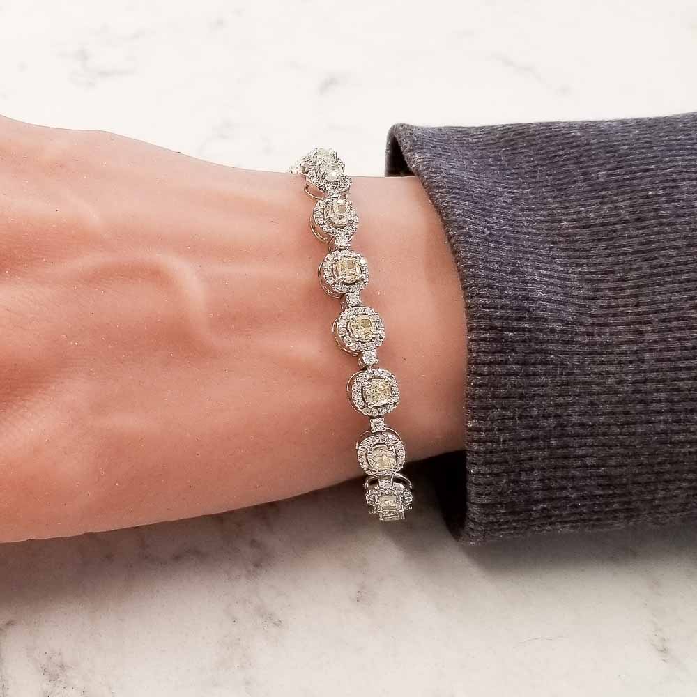 18K White Gold Diamond Gemstone Bracelet