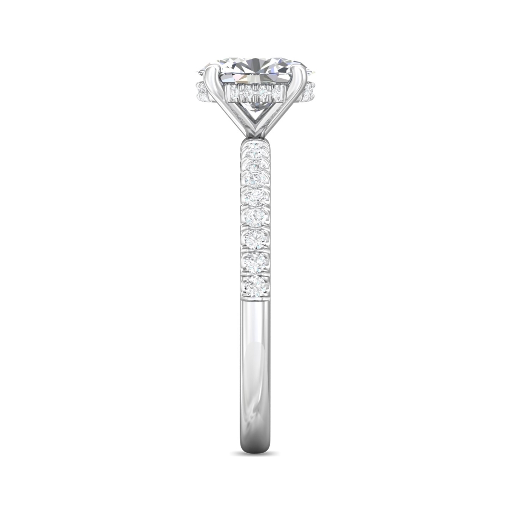 18K White Gold Oval Diamond Engagement Ring
