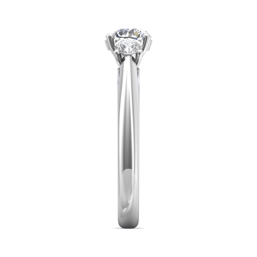 18K White Gold Round Diamond Engagement Ring