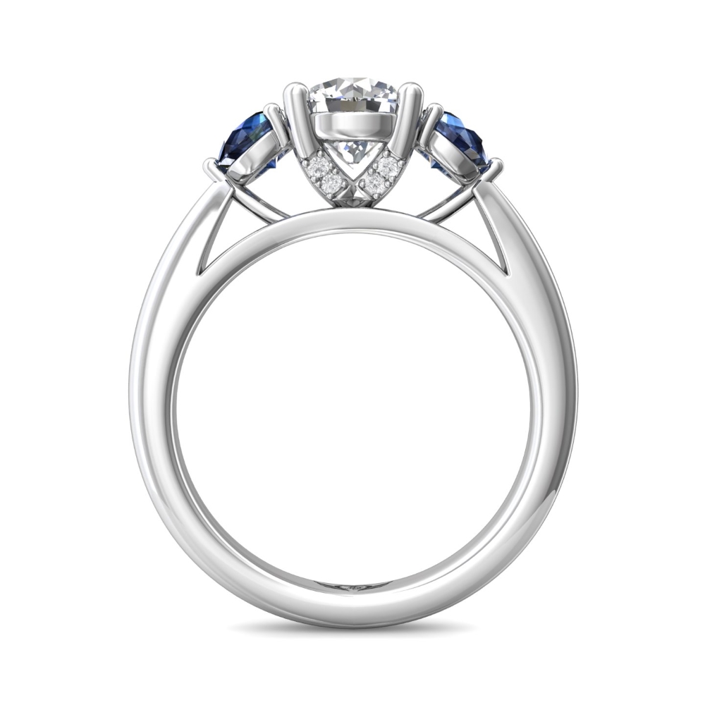 18K White Gold Round Diamond Engagement Ring