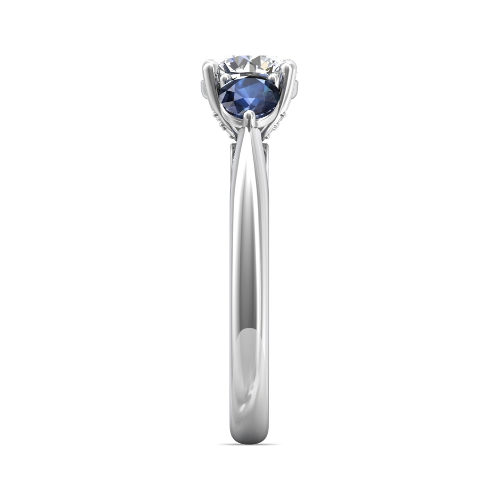18K White Gold Round Diamond Engagement Ring