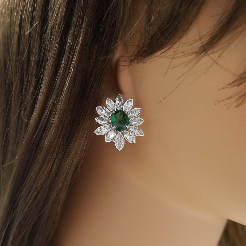 18K White Gold Tsavorite Gemstone Earrings