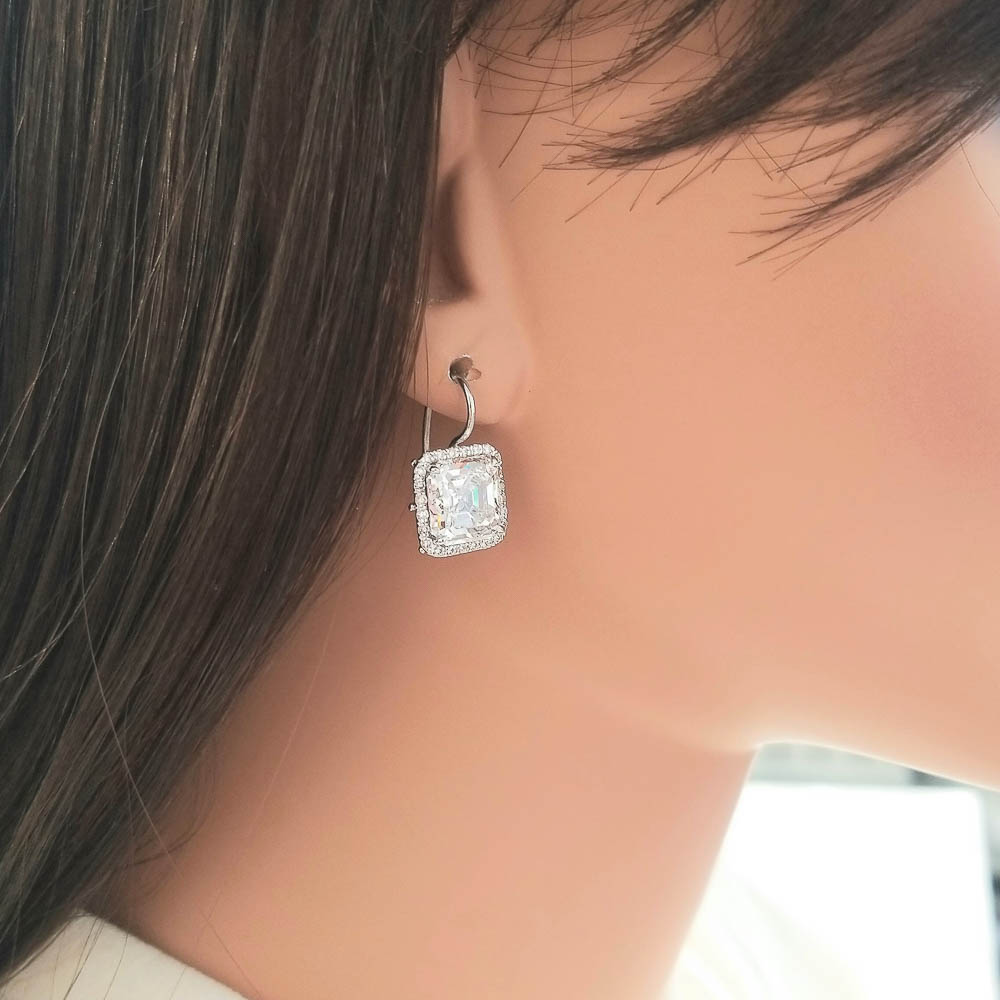 18K White Gold Diamond Gemstone Earrings