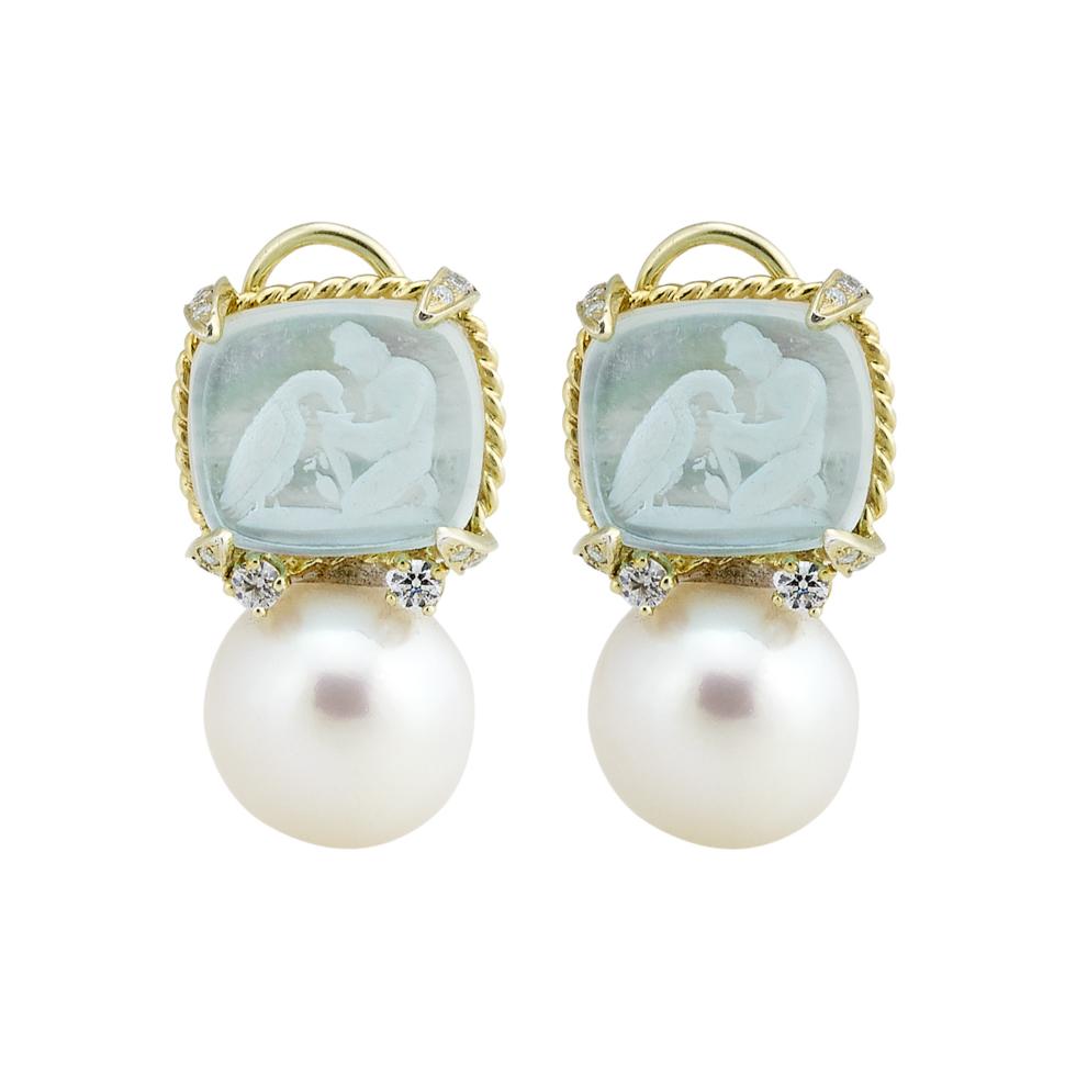14kt Yellow Gold Mabe Pearl & Diamond Earrings