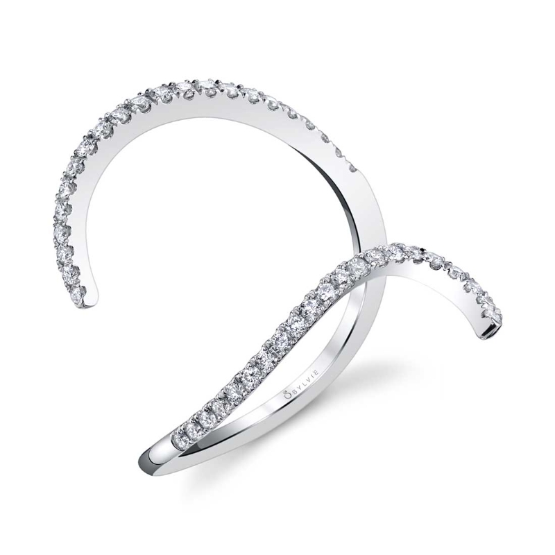 Elegant Free Form Diamond Ring