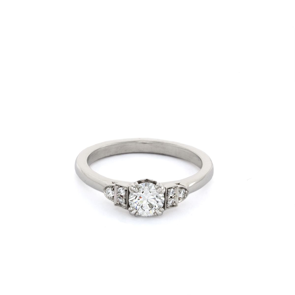 Roslyn Collection Platinum Engagement Mounting With Vintage-Style Diamond Side Panels