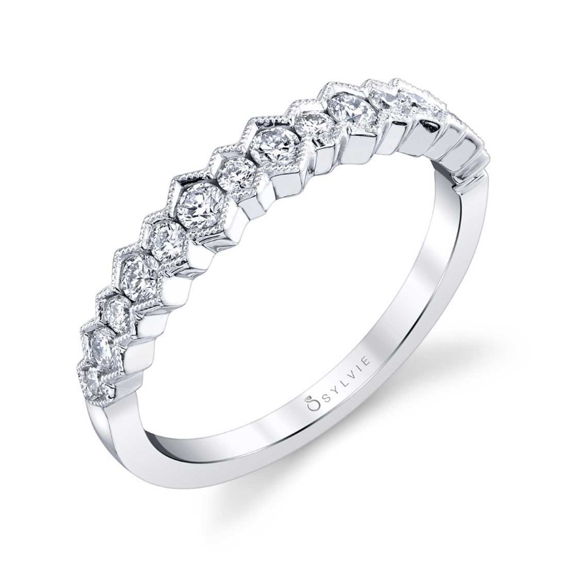 Modern Wedding Band - Naelle