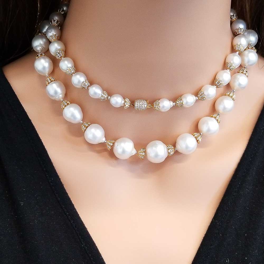 18K Yellow Gold South Sea Pearl Gemstone Necklace