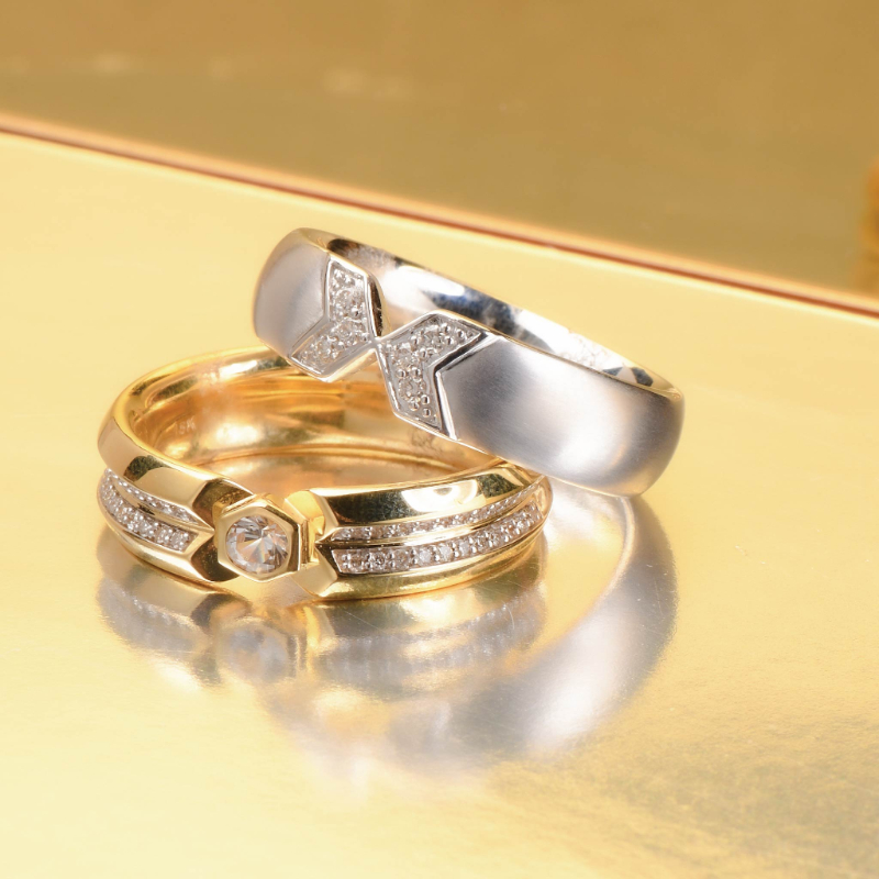 18K Solid Gold Black Diamond Touch Band Ring