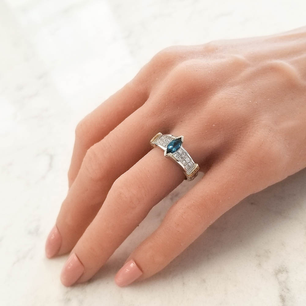 18K Two-Tone Topaz Gemstone Ring