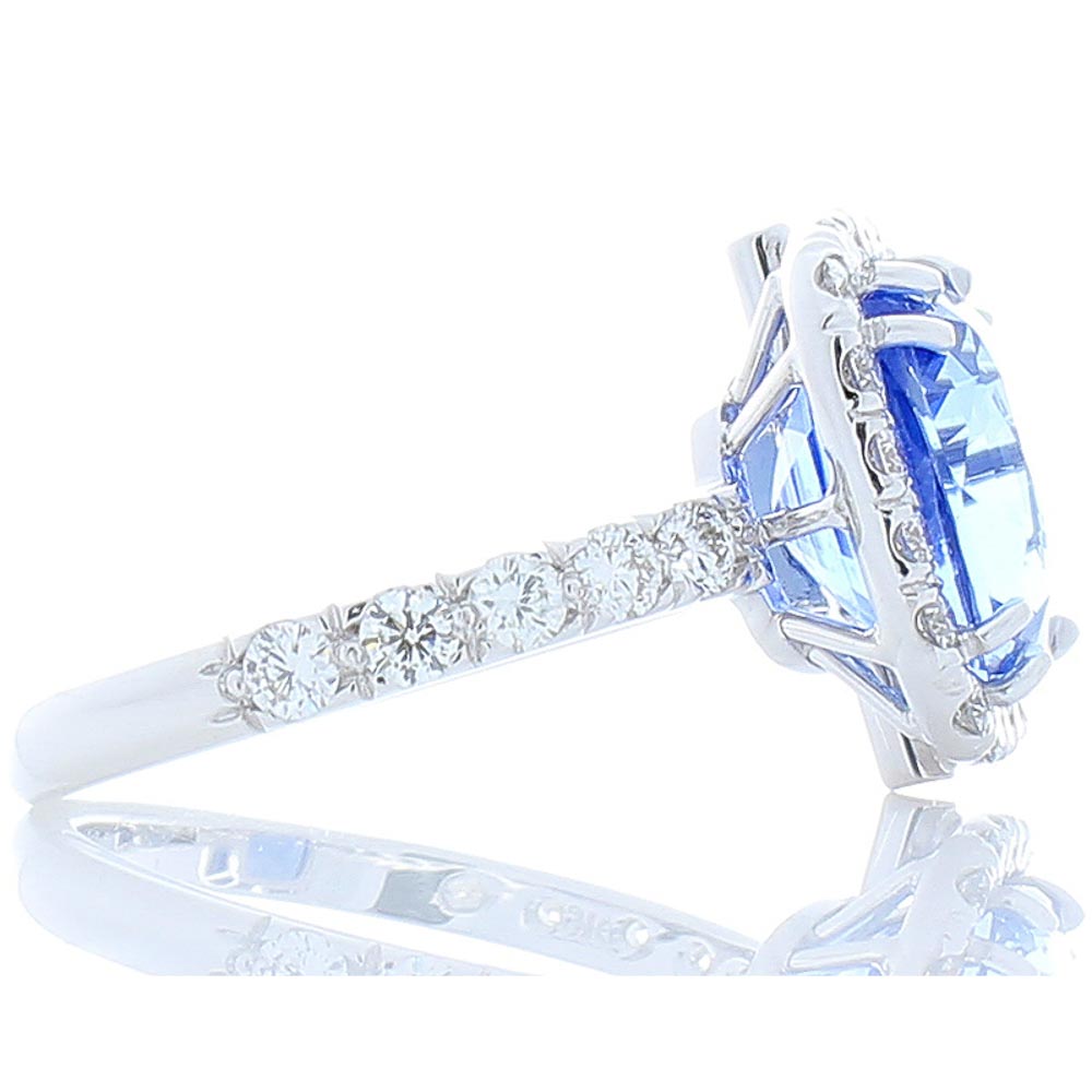 18K White Gold Sapphire Gemstone Ring