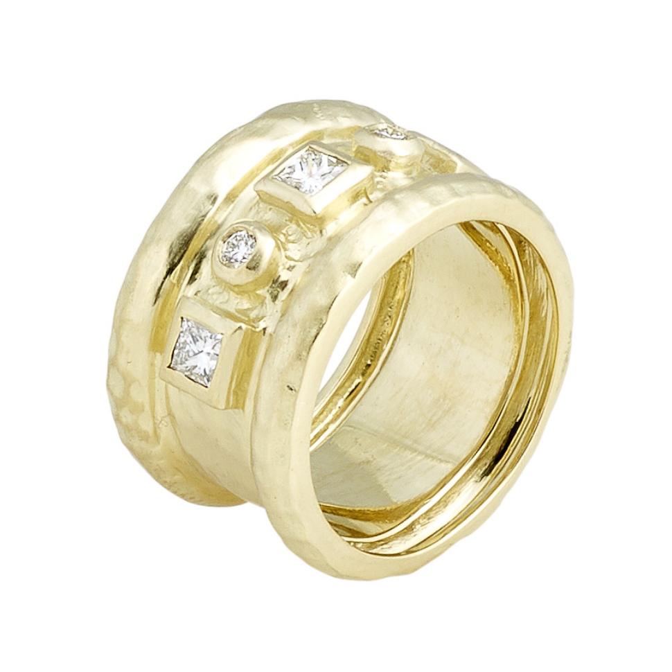 14kt Yellow Gold Hammered Diamond Band