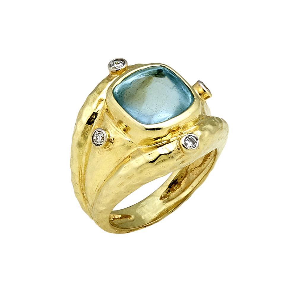 14kt Yellow Gold Hammered Aquamarine Sugar Loaf Cabochon & Diamond Ring