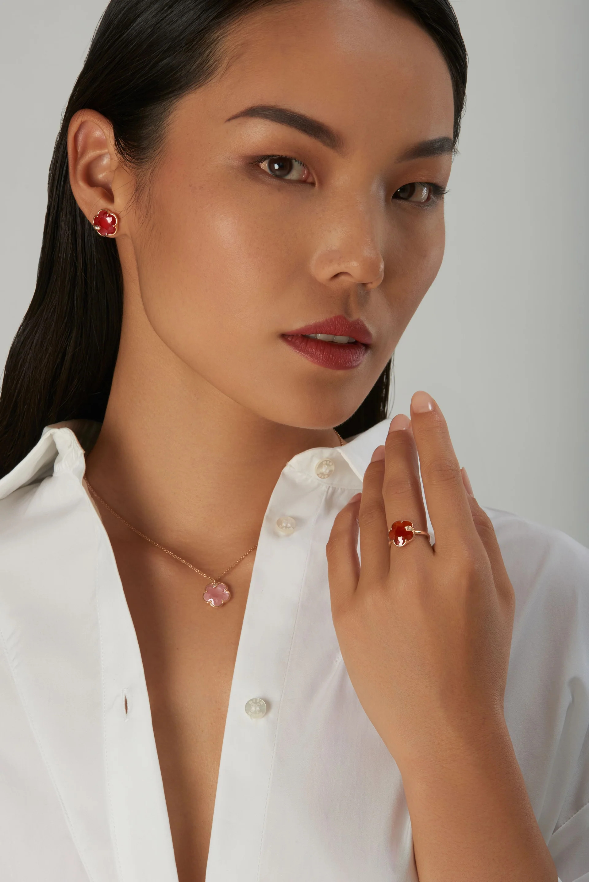 18K ROSE GOLD PETIT JOLI CARNELIAN AND DIAMOND EARRINGS. 