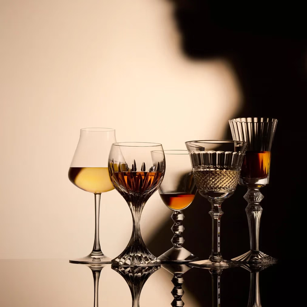 WINE THERAPY GLASSES (SET OF 6). 