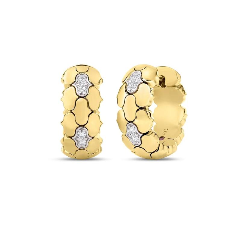 18K YELLOW GOLD COBRA DIAMOND HOOP EARRINGS. 0.05 CT